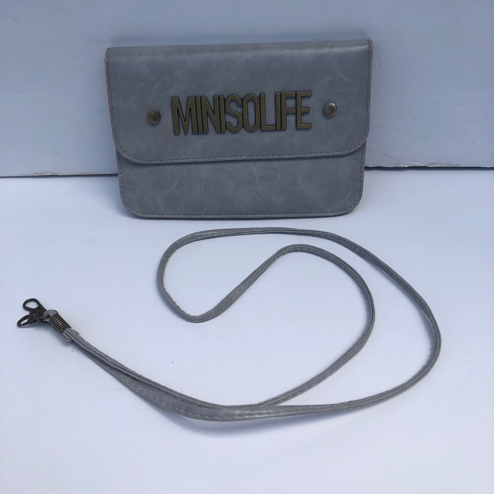 ☀️☀️☀️ 4/$20 Mini So Life leather crossbody/clutch purse!